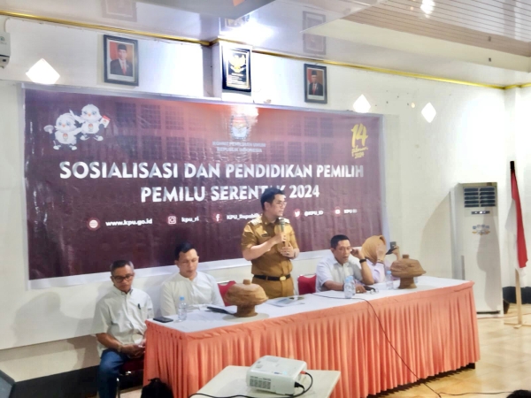 Sosialisasi pemilu yang di hadiri PJ Bupati Buteng Andi Muhammad Yusuf dan Anggota DPR RI asal Sultra , Ir Hugua