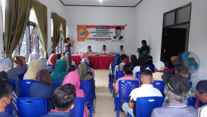 Suasana Reses Anggota DPRD Sulawesi Tenggara Fajar Ishak Dg Jaya dari Partai Hanura bersama masyarakat Kelurahan Kolese Kec. Lea Lea kota Baubau