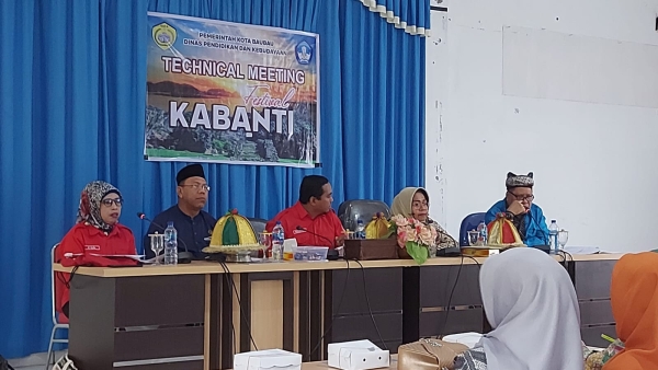 Suasana technical Meeting Lomba Kabhanti yang digelar Dinas Pendidikan dan Kebudayaan Kota Baubau Minggu (11/6/2023)