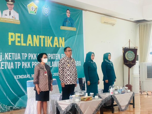 Suasana Pelantikan Pj Ketua TP PKK- Dekranasda Kabupaten Buton di Kendari  (18/11)