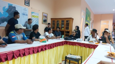 Kebersamaan Pengurus Forum Kota Baubau Sehat di Sekretariat Rabu (1/3/2023)