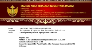 Undangan Majelis Adat Kerajaan Nusantara kepada Sultan Buton untukmenghadiri  festival Adat kerajaan Nusantara (FAKN) di Kota Solo