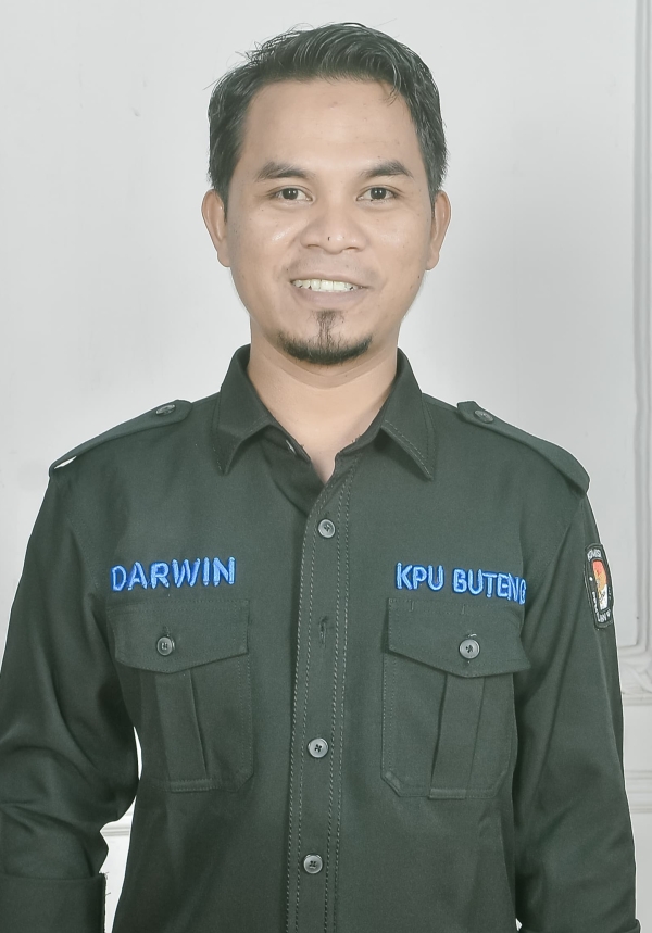 Ketua Divisi Teknis Penyelenggaraan KPU Buteng, Darwin