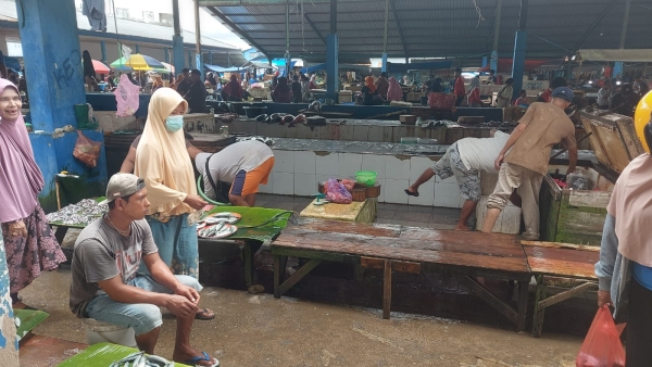 Suasana Pasai Ikan Wameo Minggu (5/2/2023)